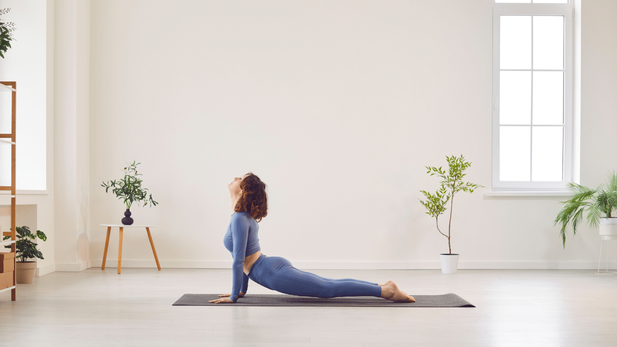 yoga-pour-les-douleurs-au-dos