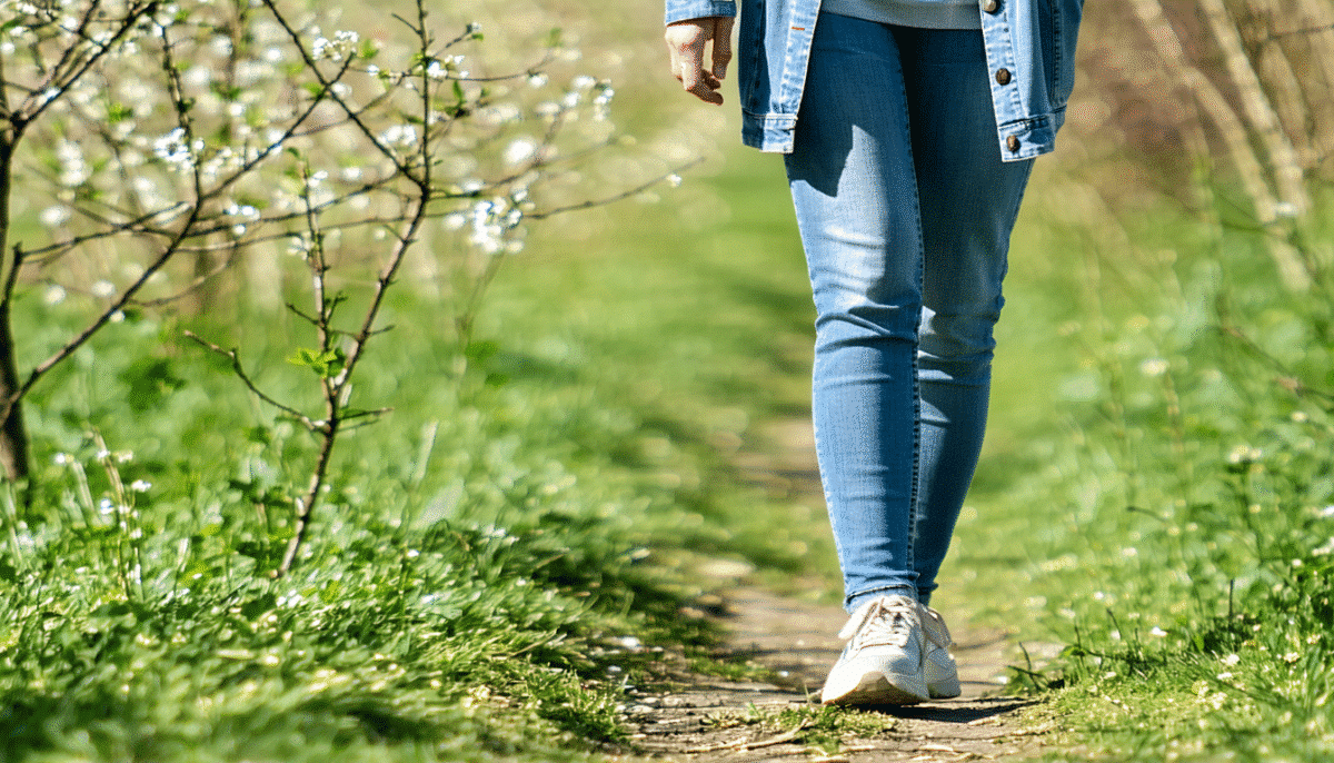 découvrez le témoignage inspirant d'une personne qui a retrouvé la marche après une ablation de matériel à la cheville. un récit plein d’espoir pour tous ceux qui vivent une rééducation difficile.